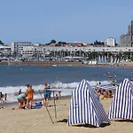 Hotel Le Crist'al, Et Restaurant, Partiellement Climatisé, En Front De Et Centre Saint-Georges-de-Didonne