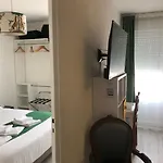 Le Crist'al, Et Restaurant, Partiellement Climatisé, En Front De Et Centre Hotel Saint-Georges-de-Didonne