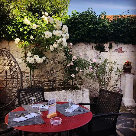 酒店 Le Crist'al, Climatise, Front De Mer, Proche Du Centre Ville, Et Solution De Restauration 3*