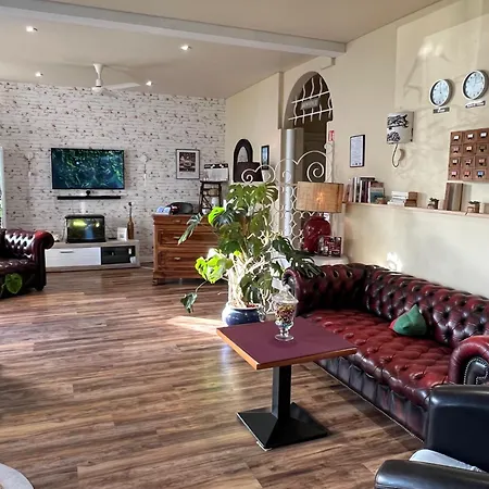 Le Crist'al, Climatise, Front De Mer, Proche Du Centre Ville, Et Solution De Restauration 圣乔治德蒂