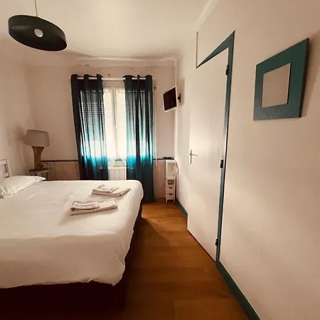 ホテル Hotel Le Crist Al, Front De Mer, Chambres Climatisees Et Son Studio Non Climatise, Proche Du Centre Ville サン・ジョルジュ・ド・ディドンヌ
