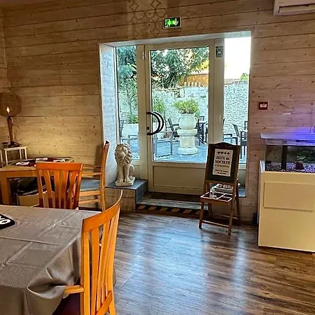 Hotel Le Crist Al, Front De Mer, Climatisees Et Son Non Climatise, Proche Du Centre 3*