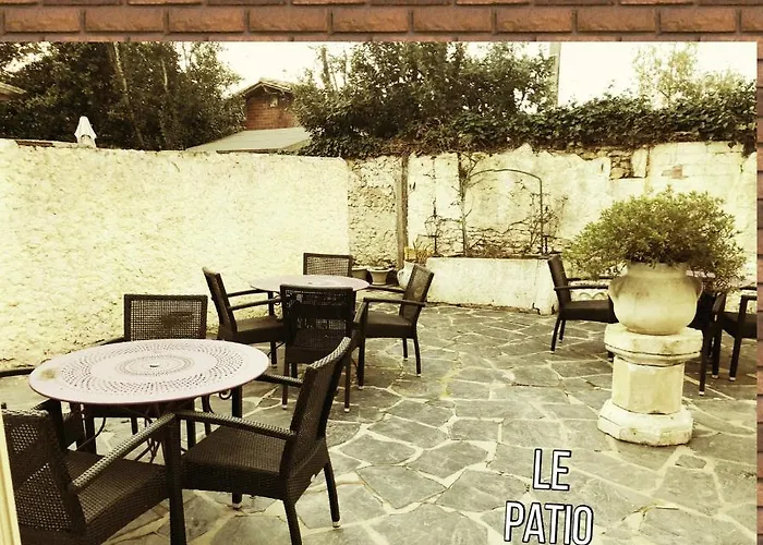 Le Crist'al, Climatise, Front De Mer, Proche Du Centre Ville, Et Solution De Restauration