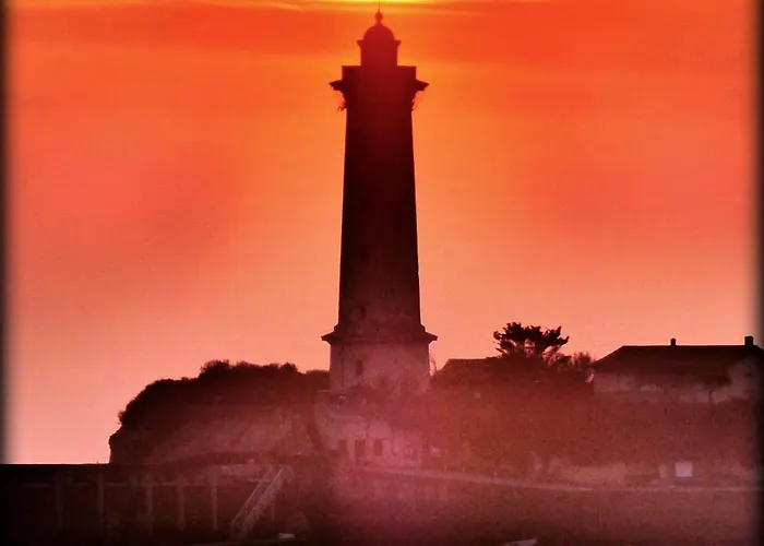 Le Crist'al, Climatise, Front De Mer, Proche Du Centre Ville, Et Solution De Restauration Hotel